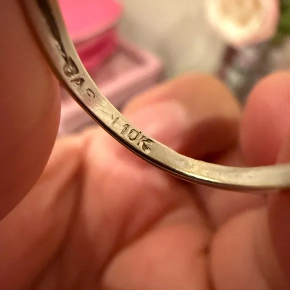 10k solid white gold ring with natural spinel - Picture 5 of 5